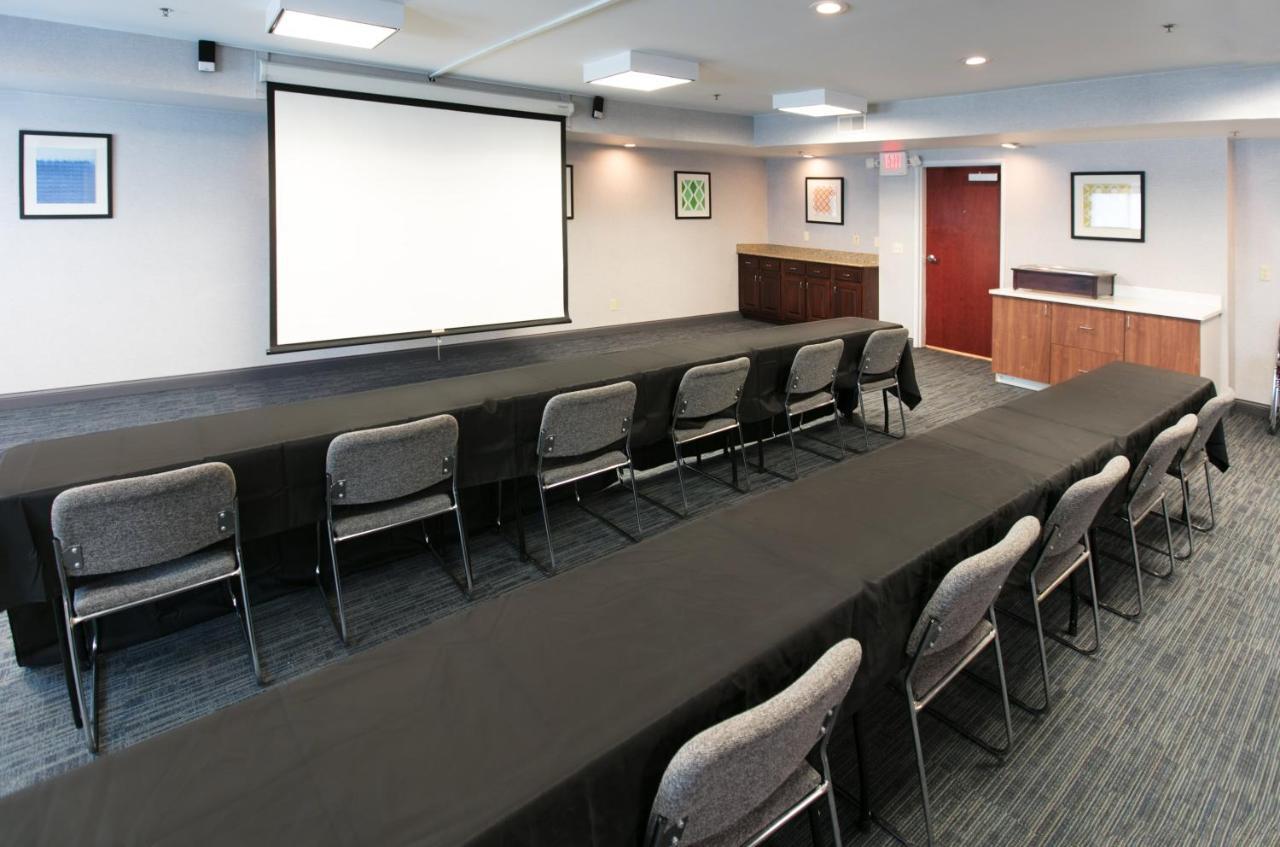 Holiday Inn Express Hotel & Suites Cincinnati Southeast Newport By Ihg Bellevue Exterior foto